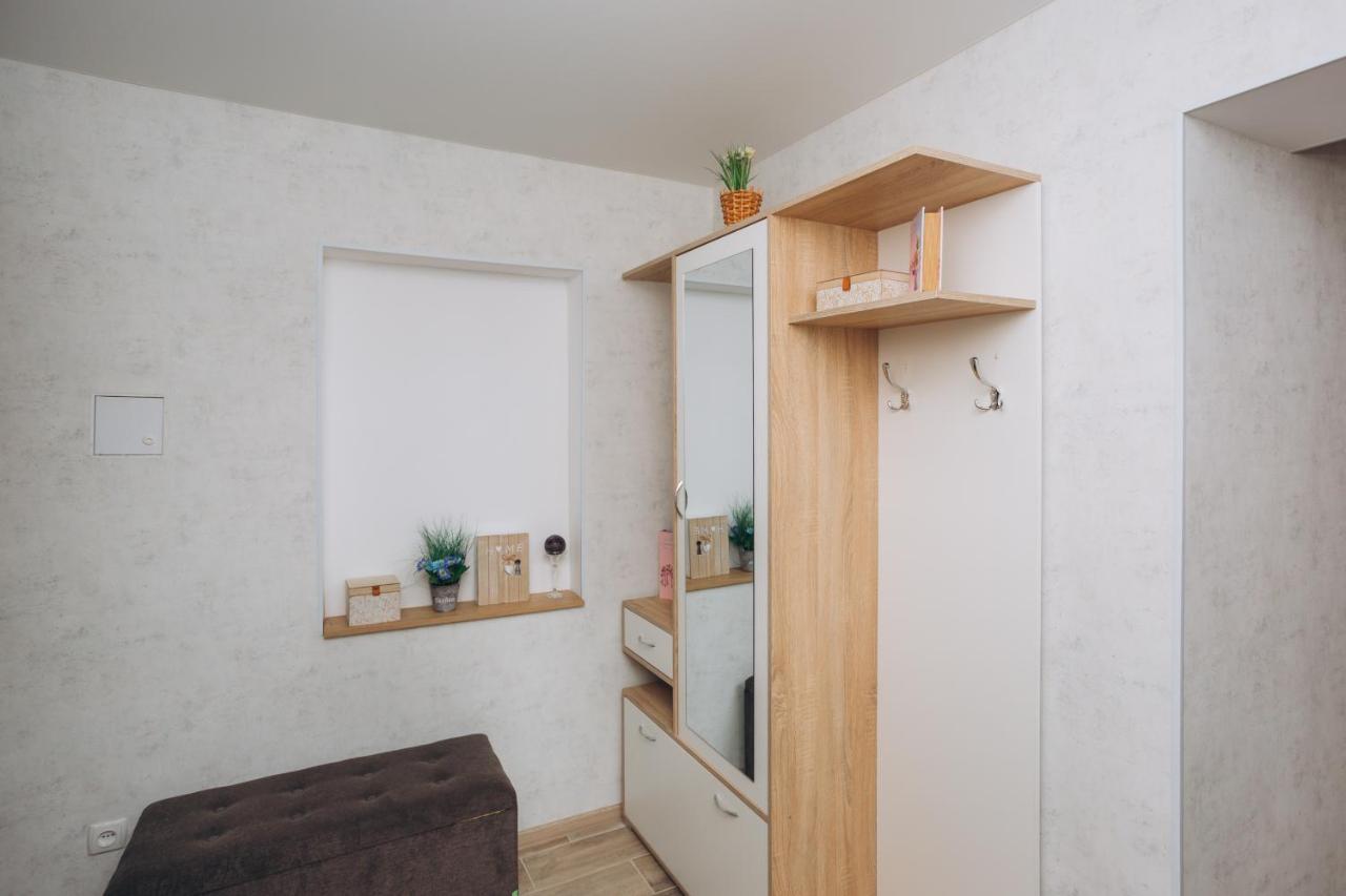 סומי Luxe Apart-Hotel Near Lavina New Building 1 Floor מראה חיצוני תמונה